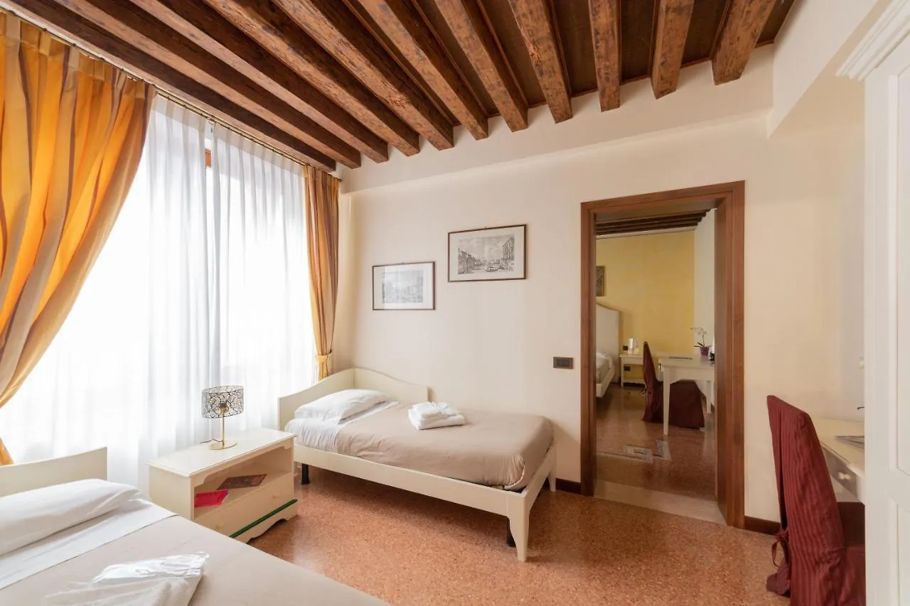 Ve-Nice Suite San Marco C4439 Venedig 0*,  Italien