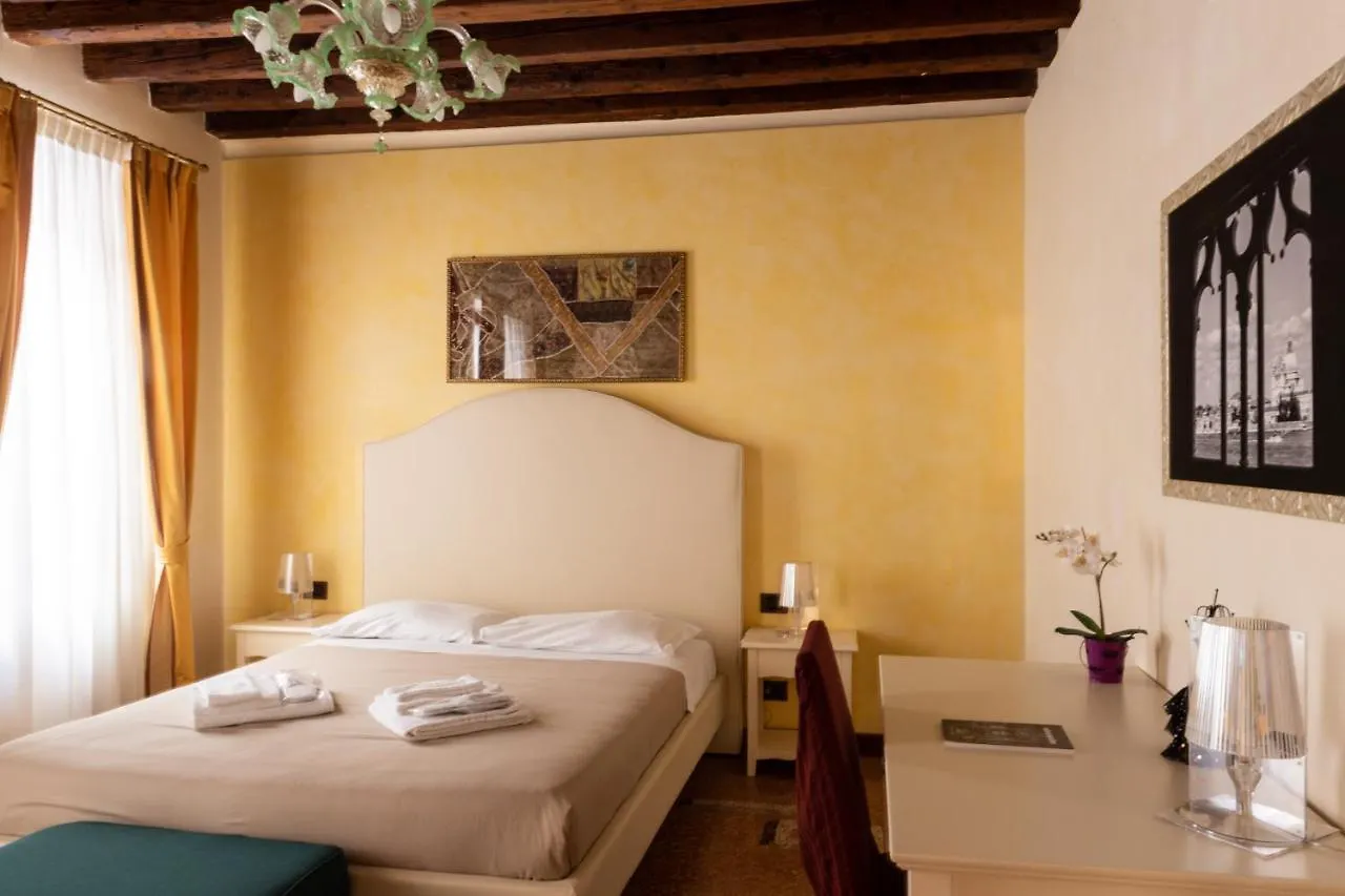 Ve-Nice Suite San Marco C4439 Venedig 0*,