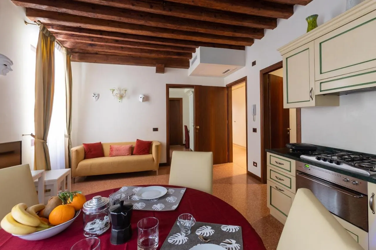 Apartment Ve-Nice Suite San Marco C4439 Venice